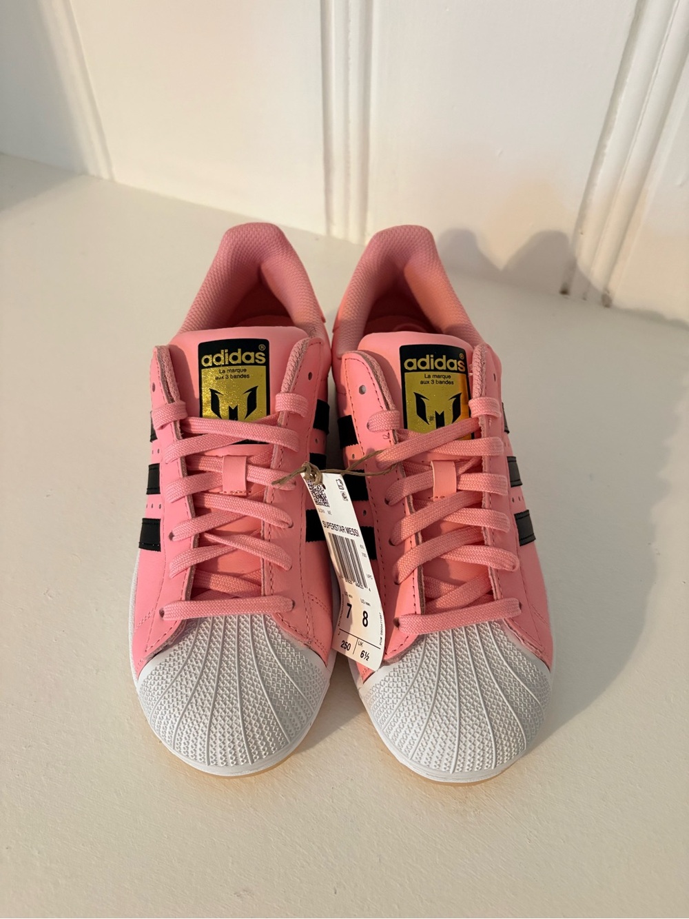 🦋Adidas Pink Women's Superstar Sneakers